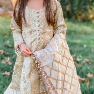 PAKSITANI INDIAN DRESS AYLA NOOR MEHAR KIDS 3 PIECE STITCHED SUIT 12 month old